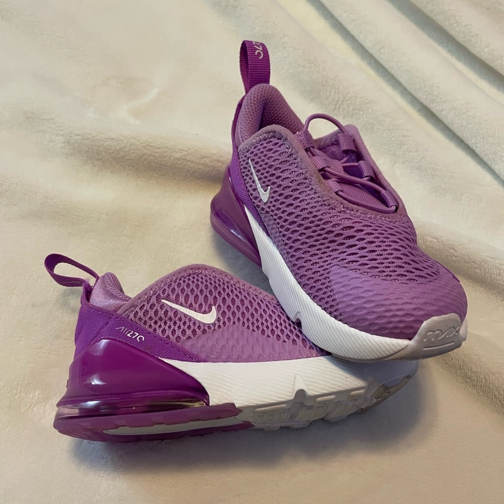 Nike Air Max 270